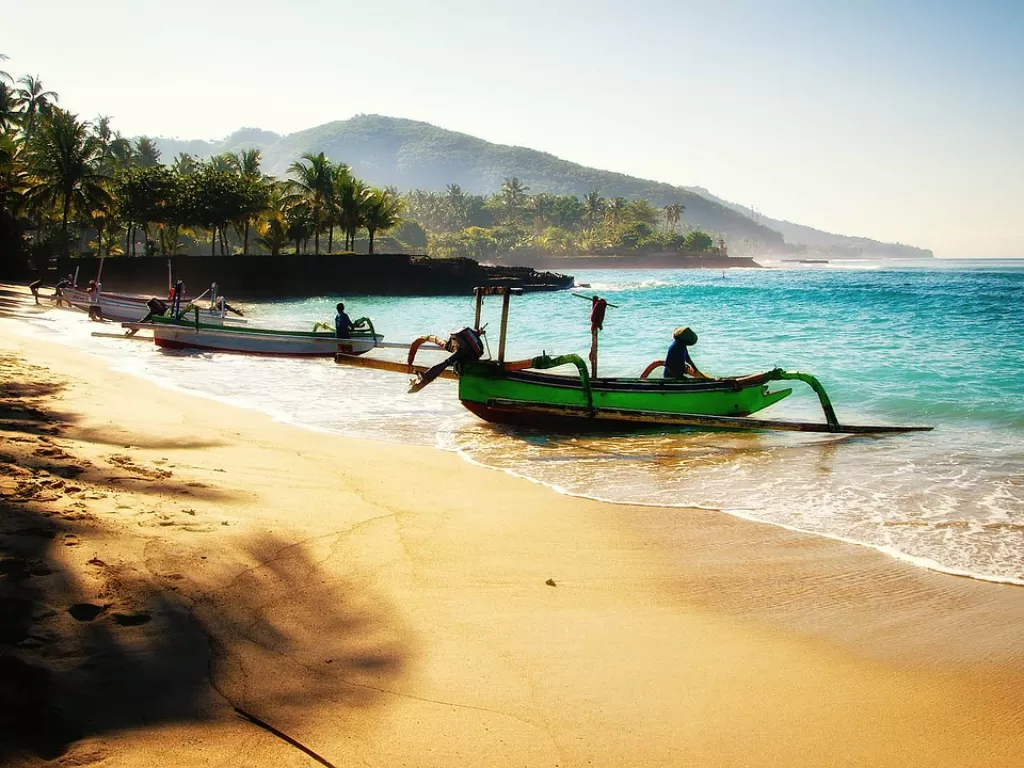 Pantai di Bali (Pixabay/Martin Fuhrmann)