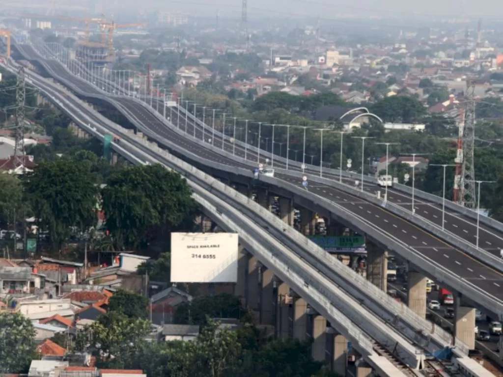 Jalan Tol Jakarta-Cikampek (Japek) II Elevated. (ANTARA/Risky Andrianto)