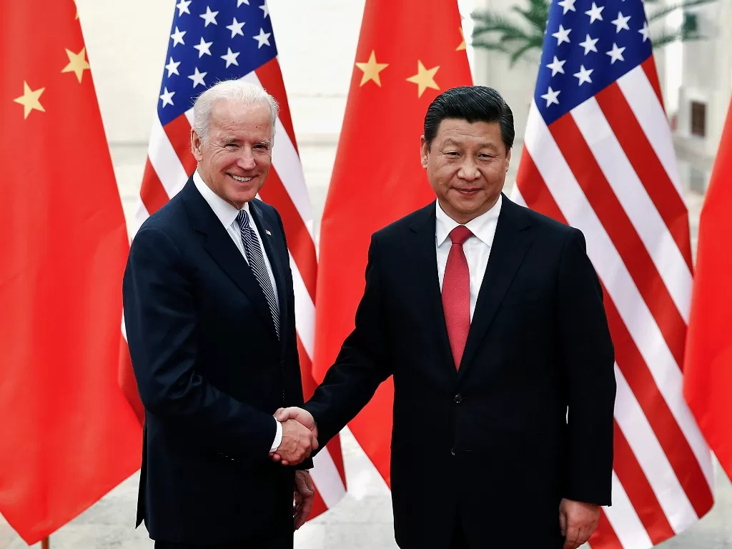 Presiden AS Joe Biden dan Presiden Tiongkok Xi Jinping. (REUTERS/Lintao Zhang/Pool).