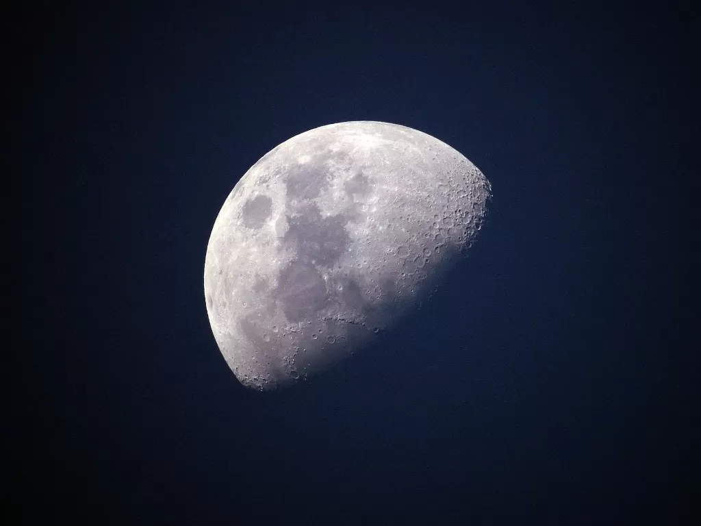 Potret bulan. (photo/Pixabay/Ponciano)