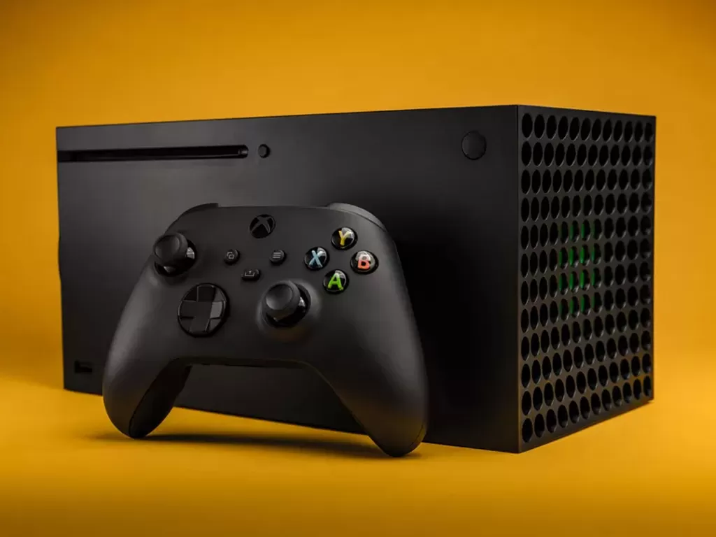 Tampilan console Xbox Series X terbaru buatan Microsoft (photo/CNET/Andrew Hoyle)