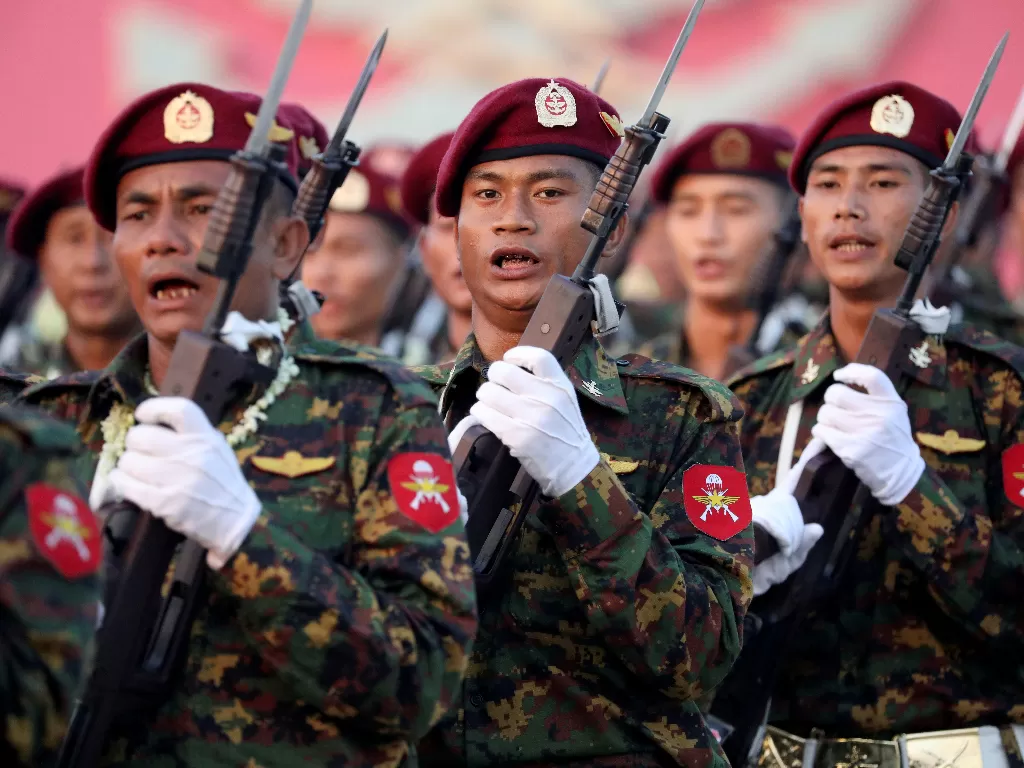Ilustrasi para militer Myanmar. (REUTERS/Ann Wang).