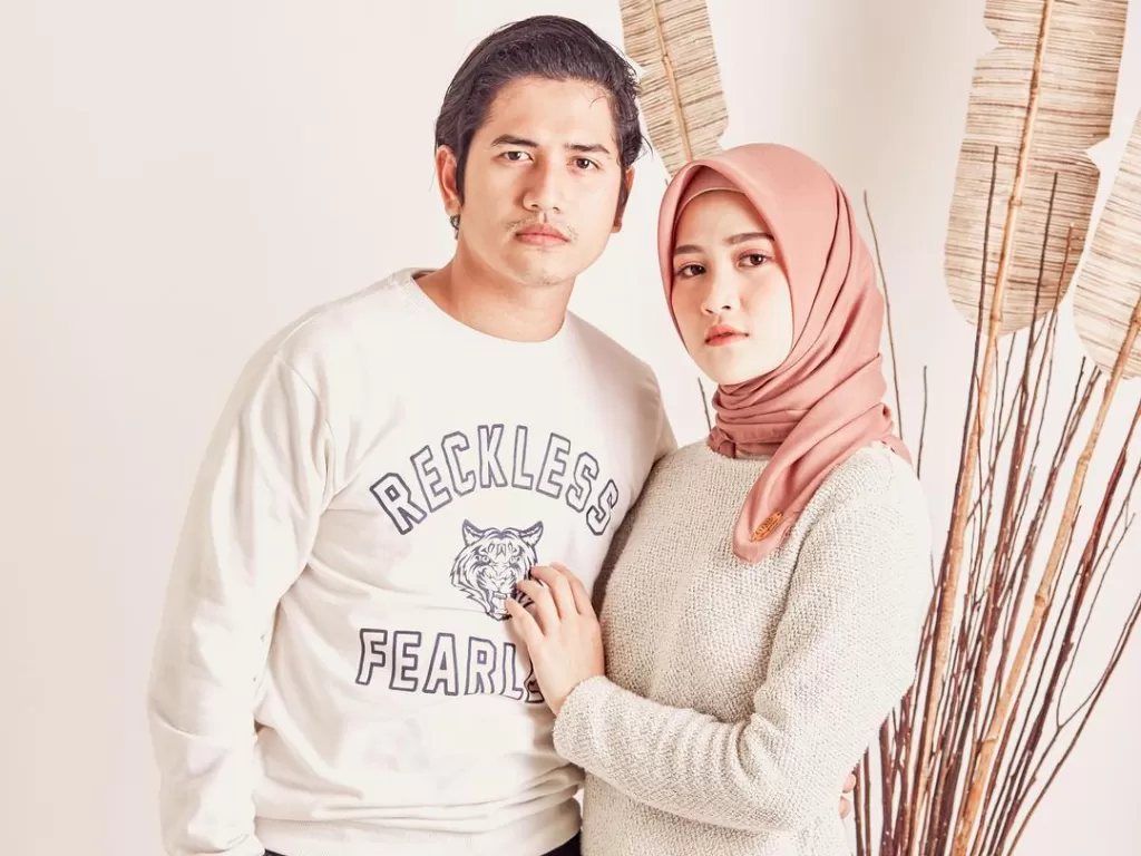 Zikri Daulay dan istrinya, Henny Yuliana Rahman. (Instagram/@zikridaulay1)