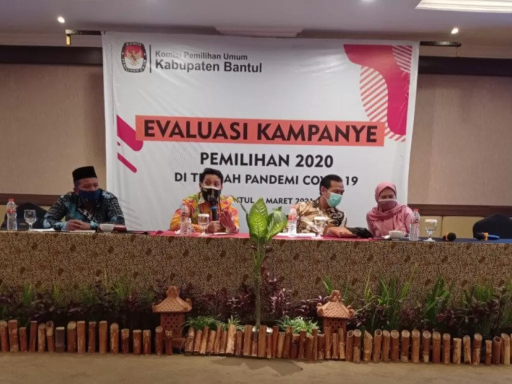 Evaluasi pelaksanaan kampanye Pilkada Bantul 2020 oleh KPU Bantul, DIY. (ANTARA/HO-KPU Kabupaten Bantul)