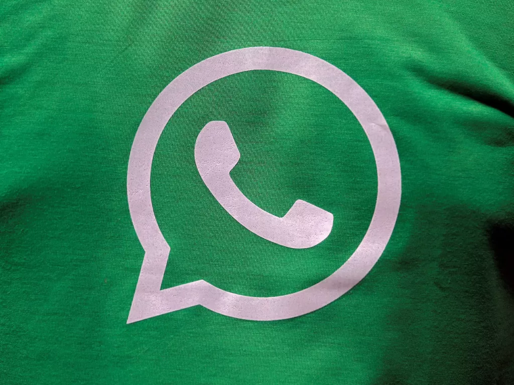 Ilustrasi logo layanan pesan online WhatsApp (photo/REUTERS/Rupak De Chowdhuri)