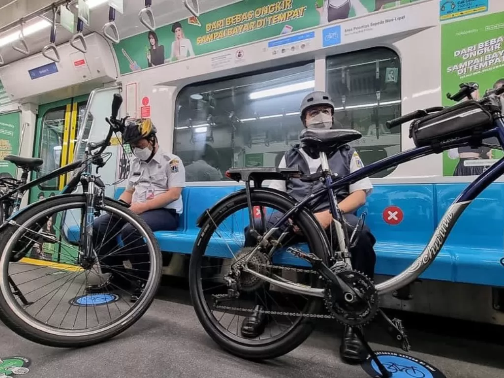 Sepeda non lipat masuk MRT (Instagram/aniesbaswedan)