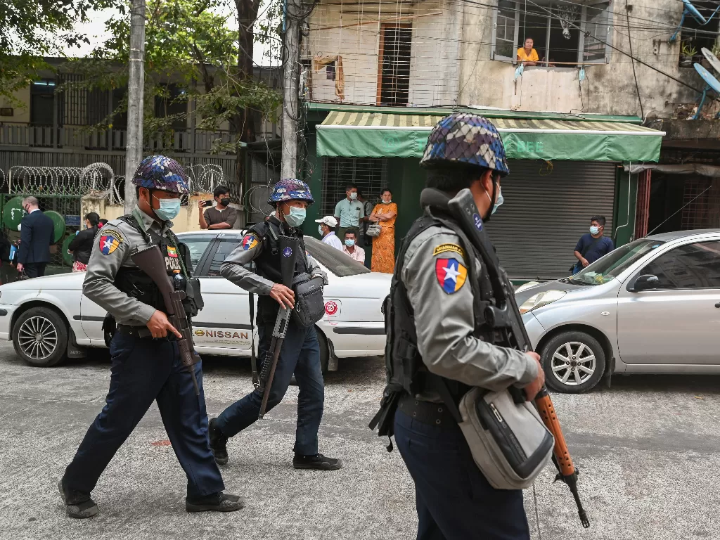 Polisi Myanmar menumpas aksi demonstrasi (Ilustrasi/REUTERS/Stringer)