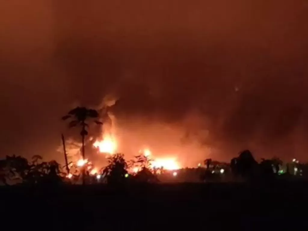 Kebakaran kilang Mintak di Indramayu. (Foto: Istimewa)