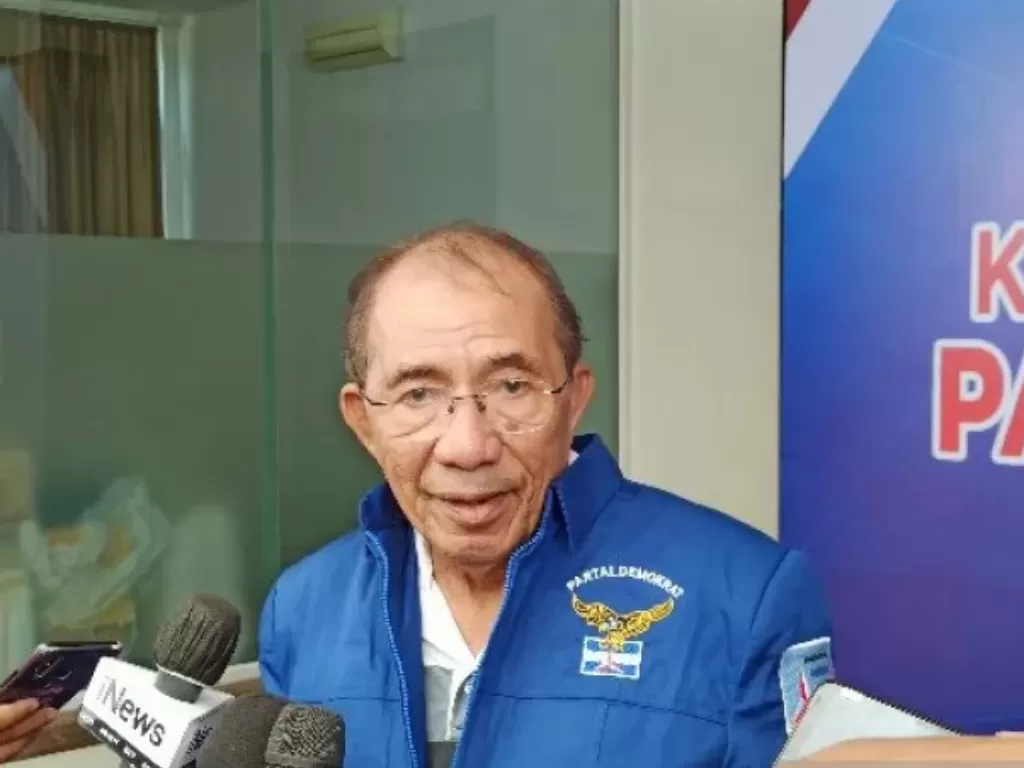 Ketua Dewan Kehormatan DPP Partai Demokrat versi Kongres Luar Biasa (KLB) Deli Serdang Max Sopacua (Antara)