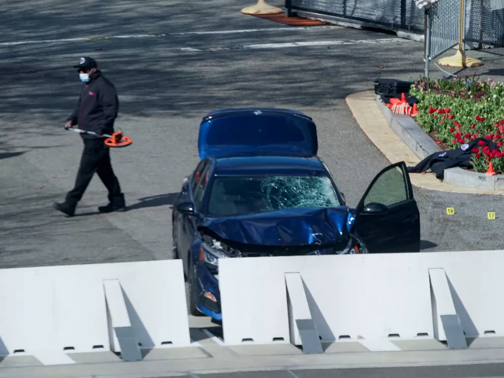 Mobil pelaku yang menyerang Gedung Capitol di Washington D.C. (REUTERS/Al Drago).