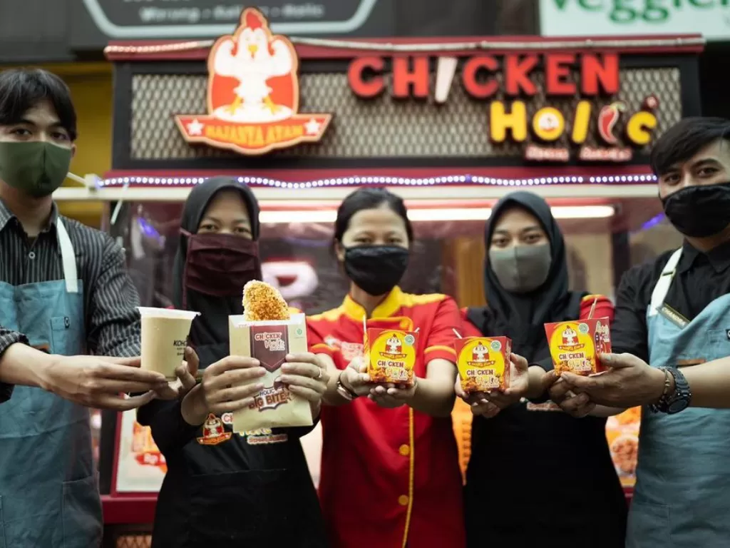 Salah satu gerai Chicken Holic di Kota Medan (photo/instagram/chickenholicc)