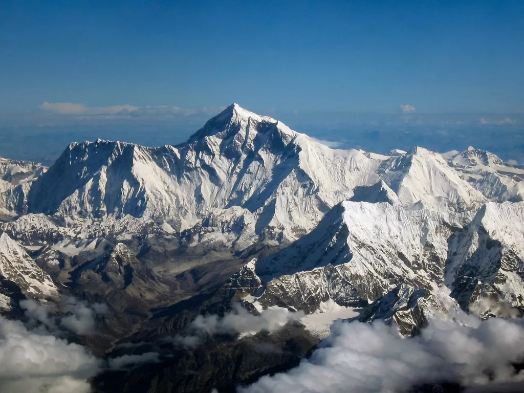 Ilustrasi pegunungan Himalaya (wikipedia)