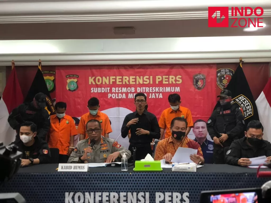 Konferensi pers kasus copet di Mapolda Metro Jaya, Jakarta. (INDOZONE/Samsudhuha Wildansyah).