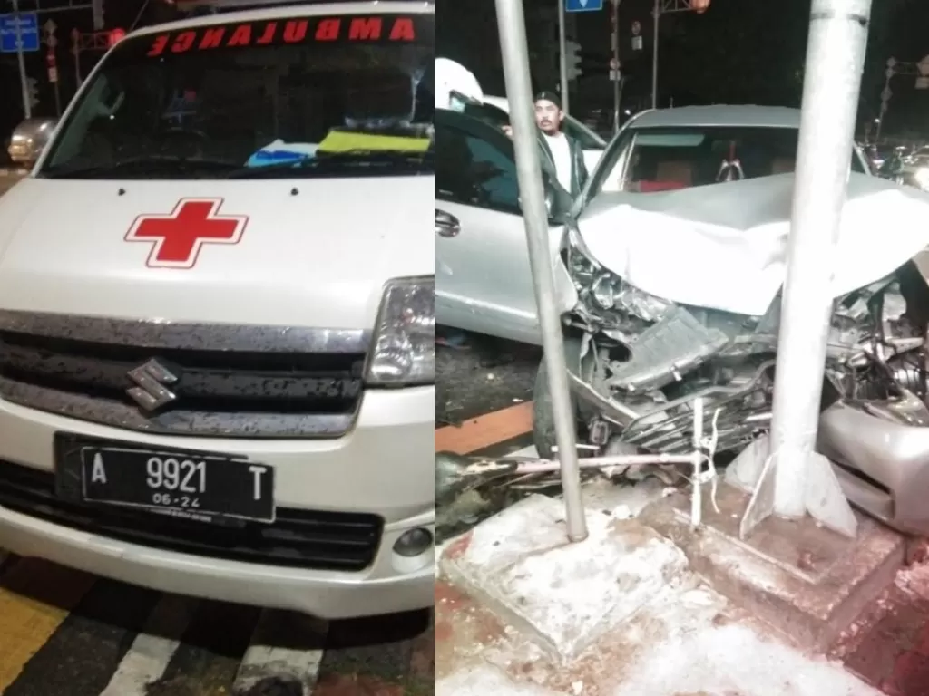 Kecelakaan melibatkan ambulans dan mobil Avanza di traffic light Sawah Besar, Jakarta Pusat, Kamis malam (15/4/2021). (Dok. Satlantas Polres Jakpus.)