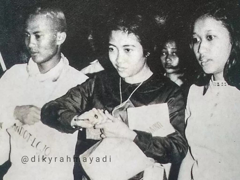 Kak Seto berkepala plontos bersama Megawati Soekarnoputri (tengah). (Instagram/DikyRahmayadi)