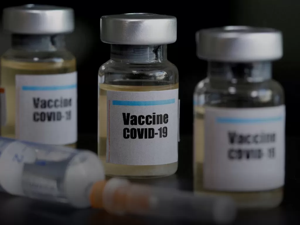 Ilustrasi vaksin Covid-19. (REUTERS/Dado Ruvic)