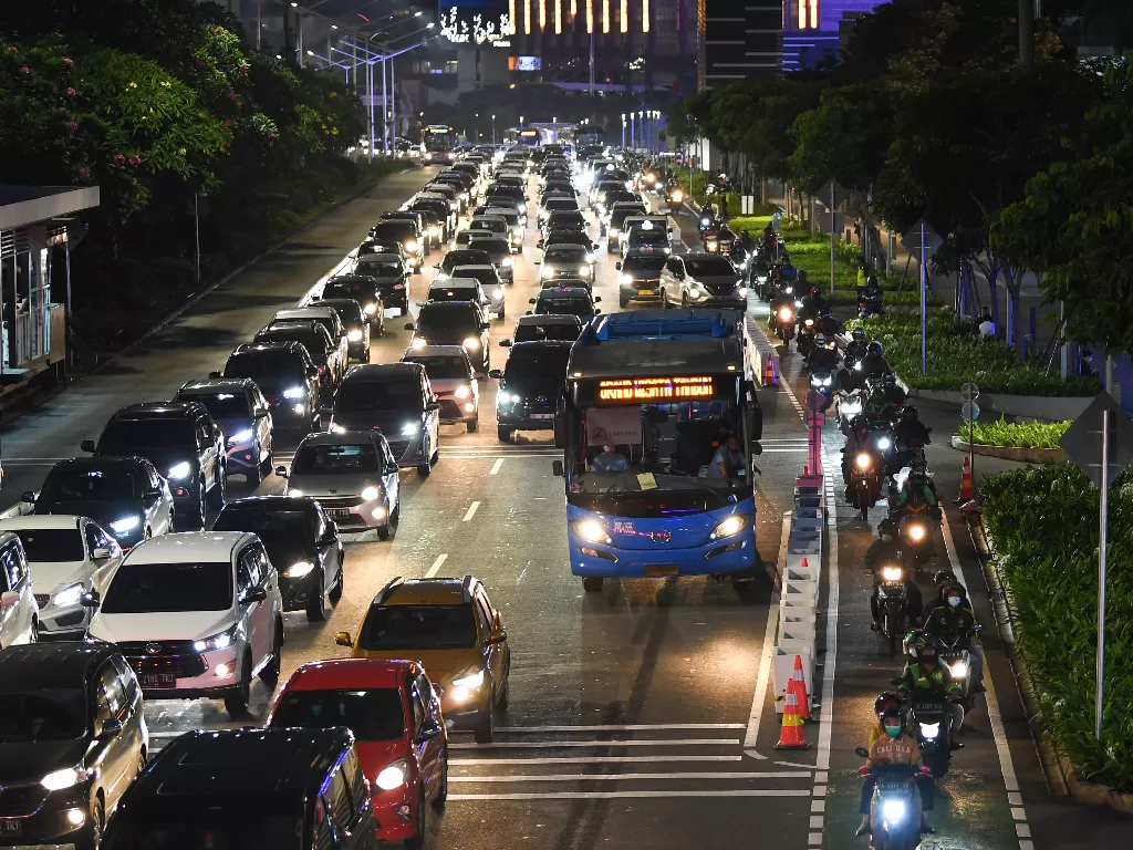 Suasana lalu lintas Jakarta (Ilustrasi/ANTARA FOTO/Wahyu Putro A)