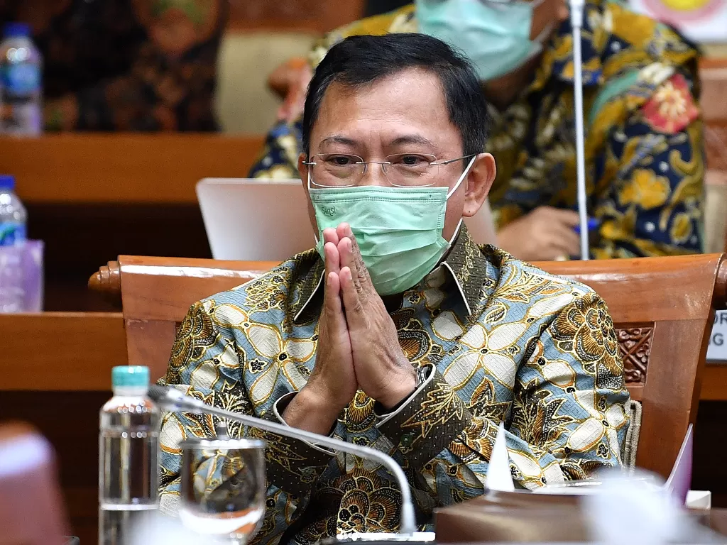 Mantan Menteri Kesehatan Terawan Agus Putranto mengikuti rapat kerja dengan Komisi IX DPR di Kompleks Parlemen, Senayan, Jakarta, Rabu (10/3/2021). (ANTARA FOTO/Sigid Kurniawan/rwa.)