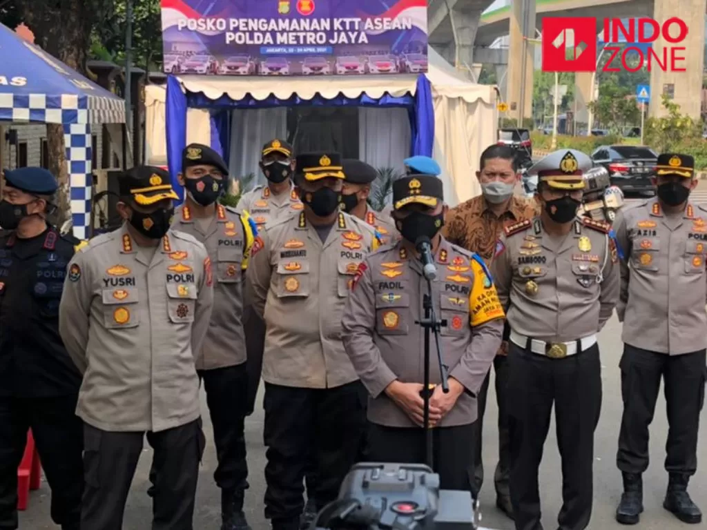 Peninjauan pos pengamanan KTT Asean di Jakarta. (INDOZONE/Samsudhuha Wildansyah)