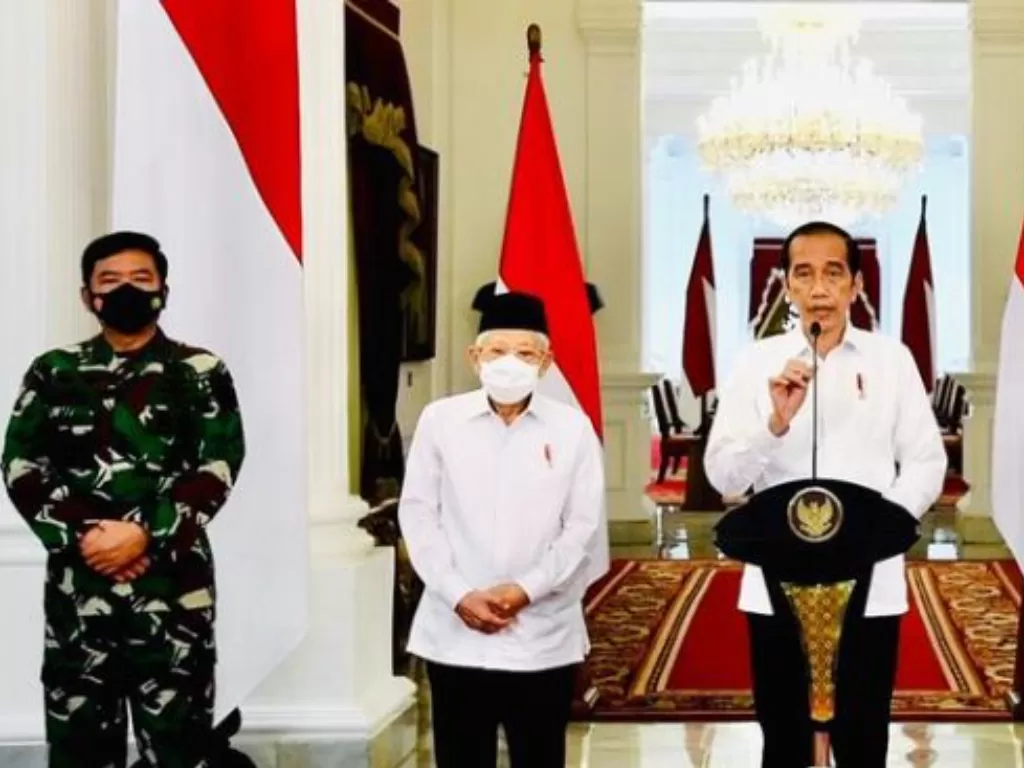 Panglima TNI Marsekal Hadi Tjahjanto, Wakil Presiden RI Ma'ruf Amin dan Presiden Jokowi (Twitter @jokowi) 