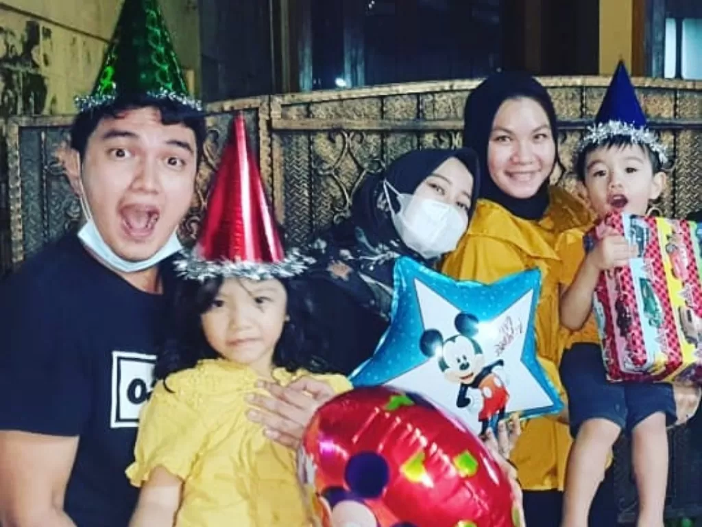 Aldi Taher Rayakan Ulang Tahun Anak. (Instagram/@alditaher.official)
