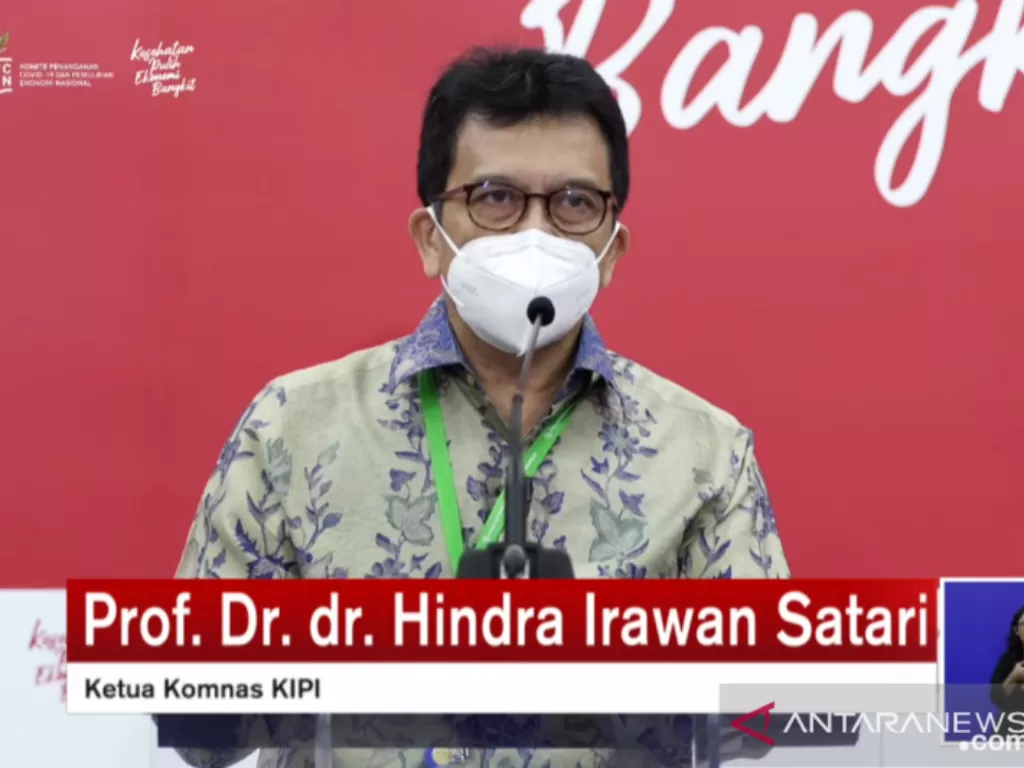 Tangkapan layar dari Ketua Komnas KIPI Hindra Irawan dalam konferensi pers virtual dipantau dari Jakarta, Selasa (30/3/2021). (ANTARA/Prisca Triferna)