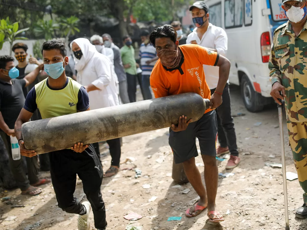 Krisis oksigen di India akan berakhir pertengahan Mei (REUTERS/Adnan Abidi)