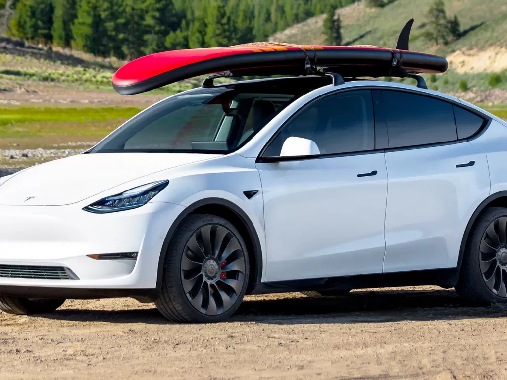 Mobil listrik Tesla. (photo/Dok. Carscoops)