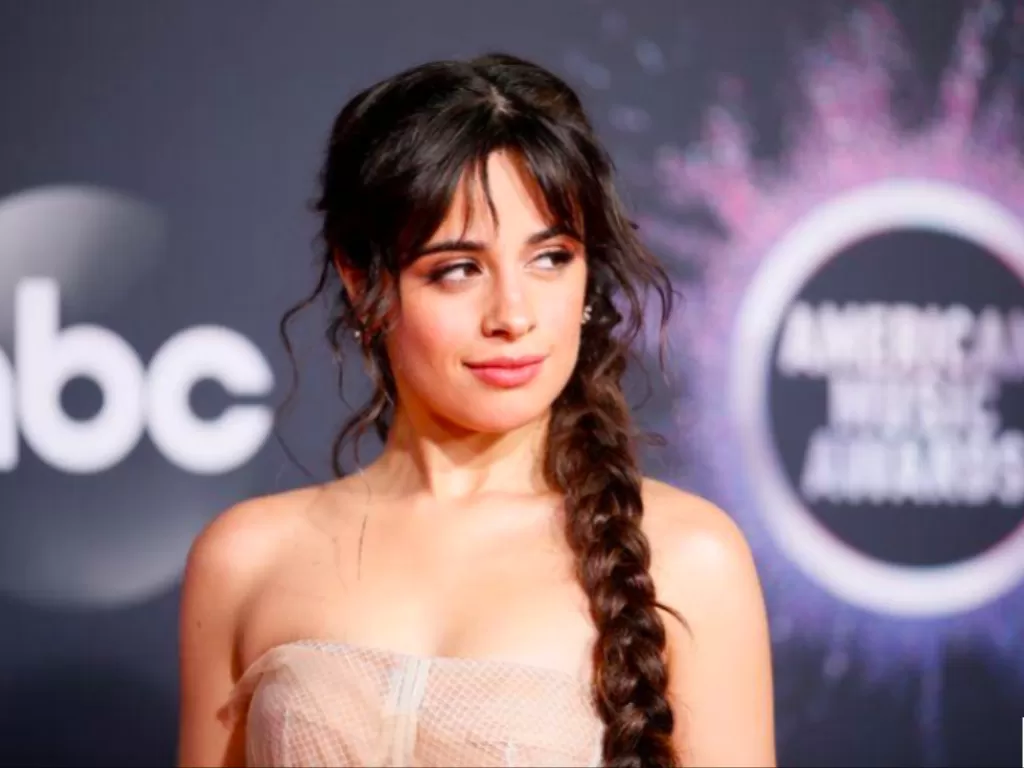  Camila Cabello di American Music Awards 2019 pada 24 November 2019. (REUTERS/Danny Moloshok) 