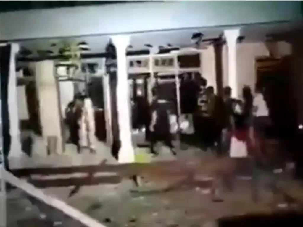 Kondisi rumah korban ledakan mercon di Kediri (Instagram/fakta.indo)