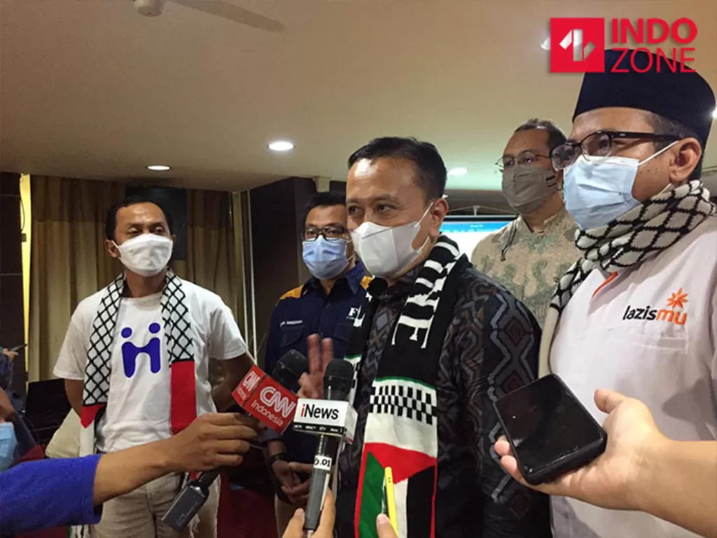 Ketua Komite Indonesian Humanitarian Alliance, Muhammad Ali Yusuf (Tengah). (Foto: INDOZONE/Sarah)