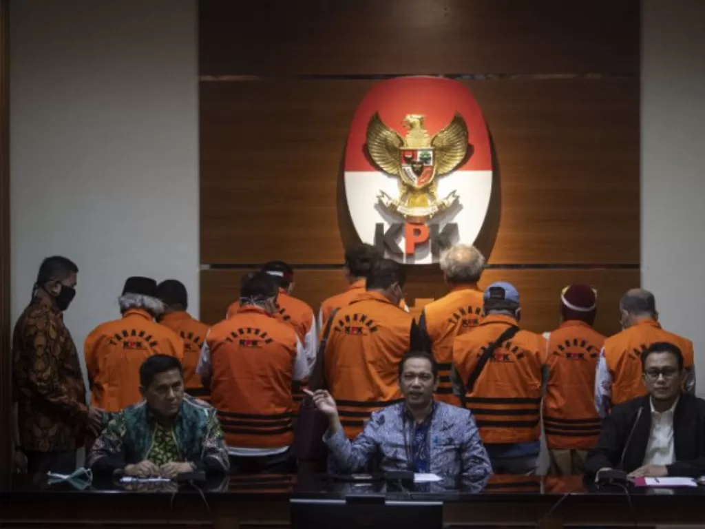11 anggota DPRD Sumut jadi tersangka kasus suap Gatot Pujonugroho. (Antaranews)