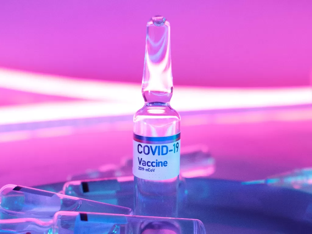 Vaksin COVID-19 (Foto oleh Alena Shekhovtcova dari Pexels)