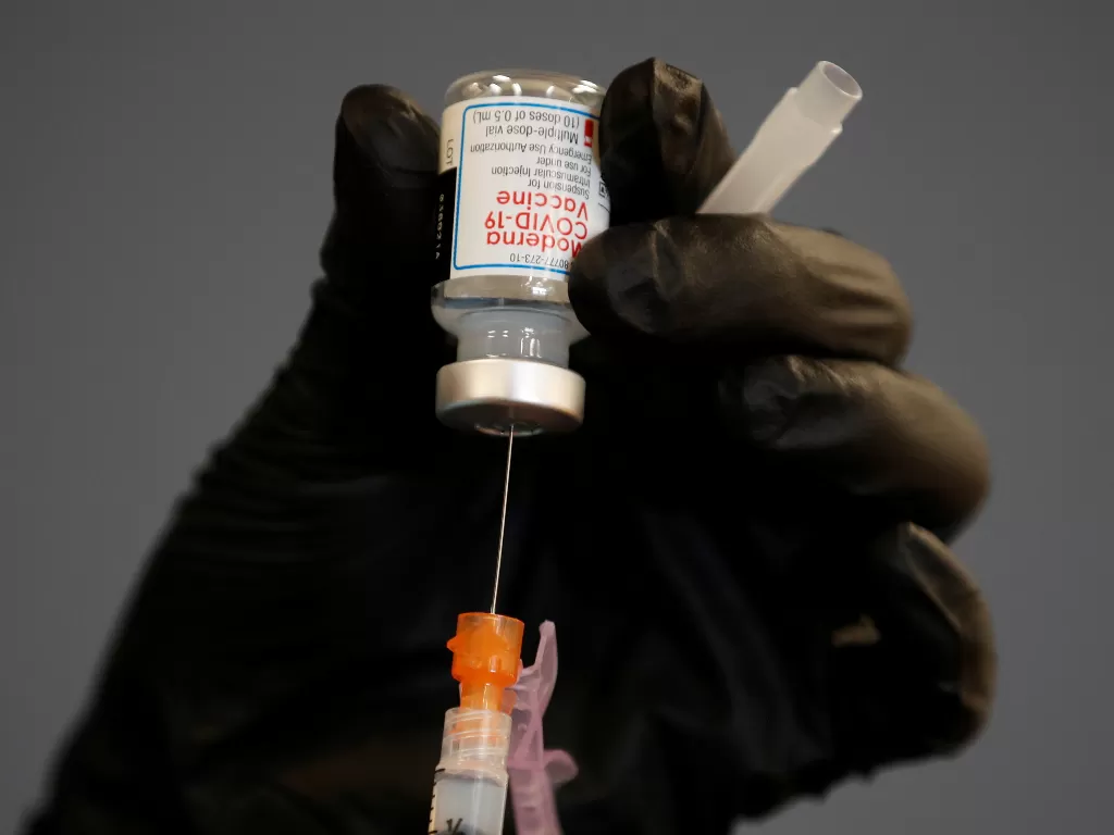 Vaksin Moderna aman untuk remaja (REUTERS/Mike Blake/File Photo)