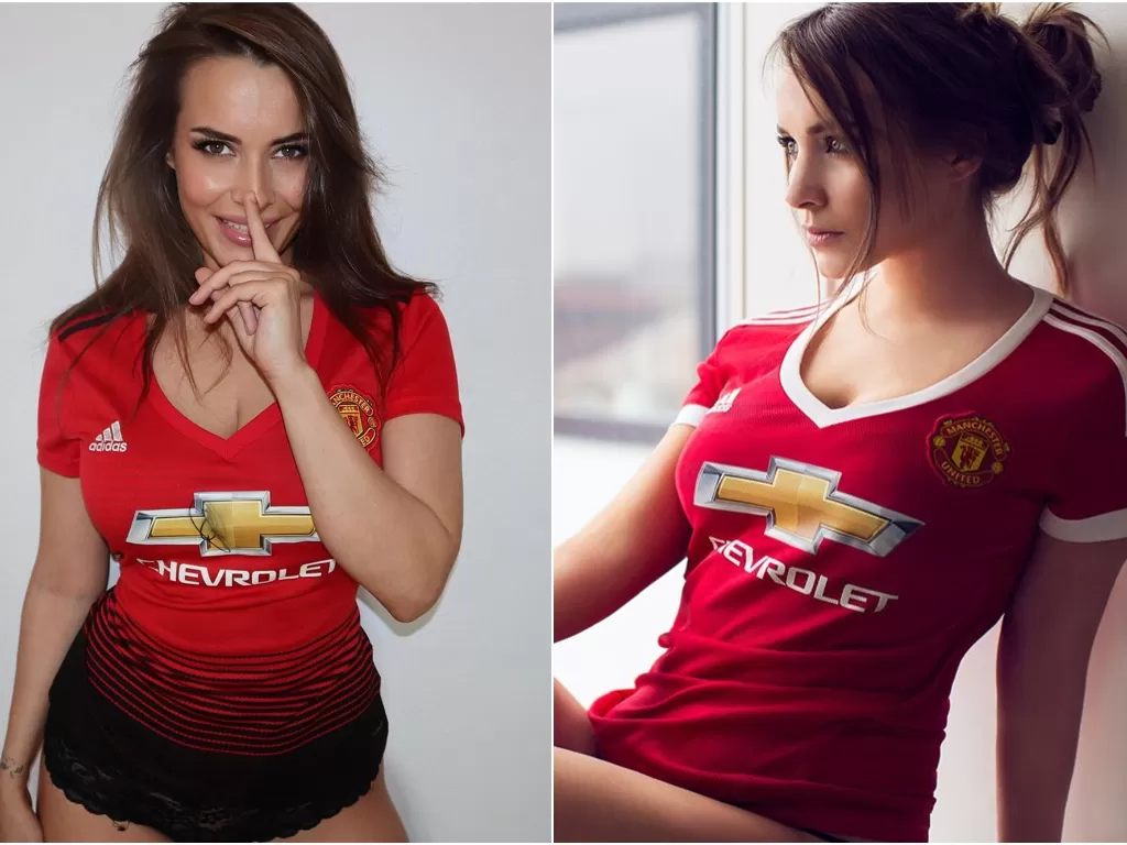 Katrina Maria fans Manchester United, yang seksi abis. (photo/Instagram/@katrina.maria)