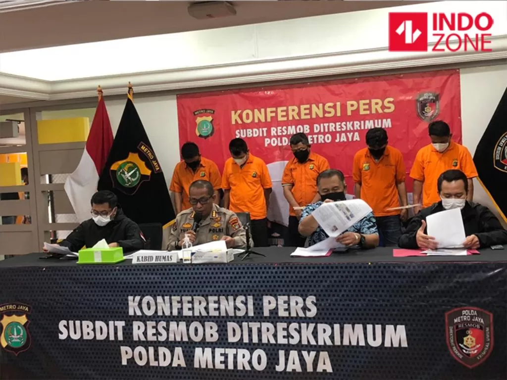  Konferensi pers Polda Metro kasus perampokan disertai penembakan di Pademangan, Jakut. (INDOZONE/Samsudhuha Wildansyah).