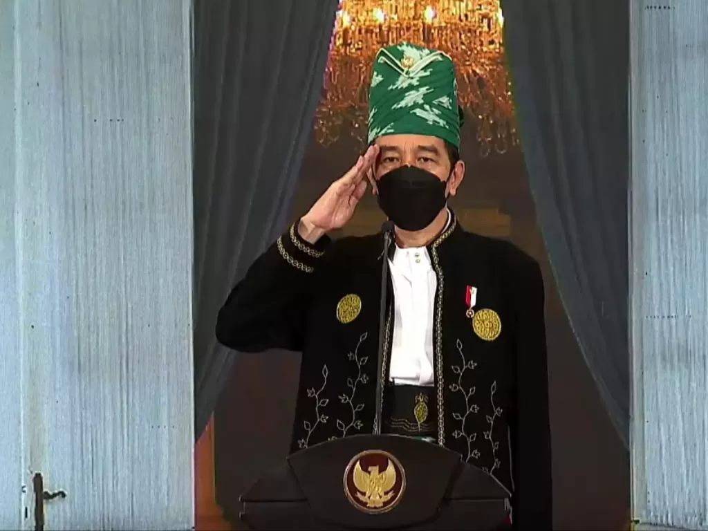  Tangkapan layar Presiden RI Joko Widodo dalam Upacara Peringatan Hari Lahir Pancasila yang disaksikan melalui YouTube Sekretariat Presiden di Jakarta, Selasa (1/6/2021). (YouTube/Sekretariat Presiden)