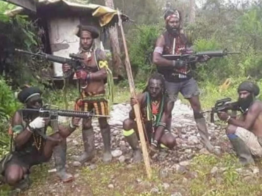 Kelompok Kriminal Bersenjata (KKB) Papua. (Instagram/@papua_talk)