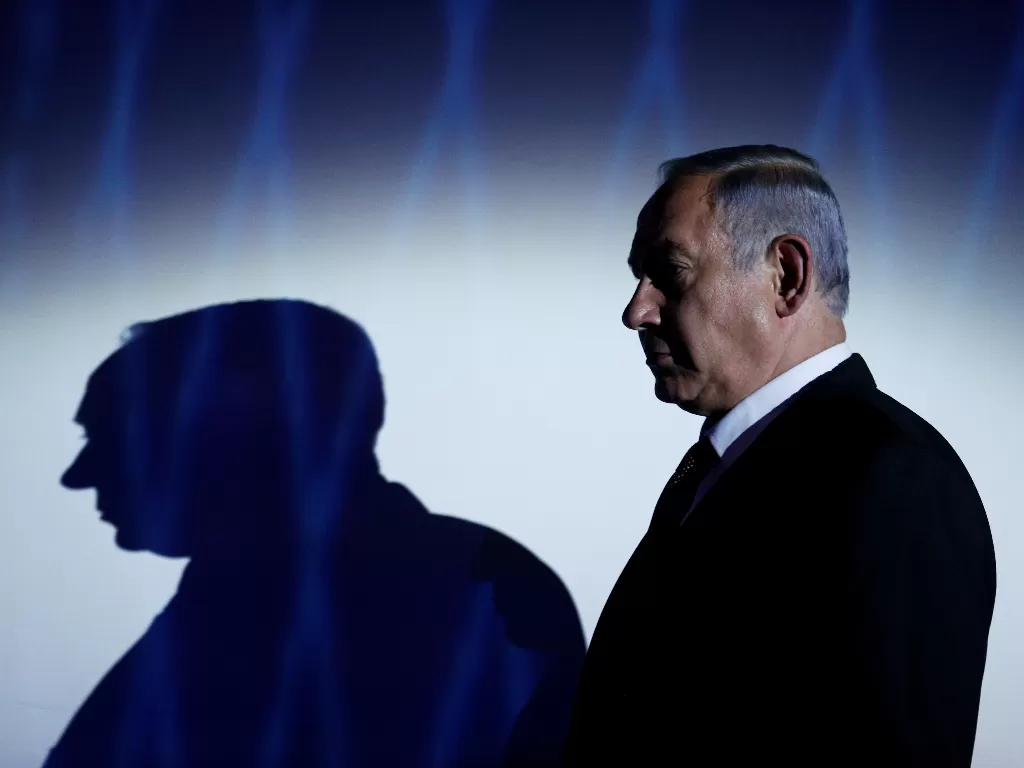 Perdana menteri Benjamin Netanyahu yang akan digulingkan. (REUTERS/Amir Cohen).