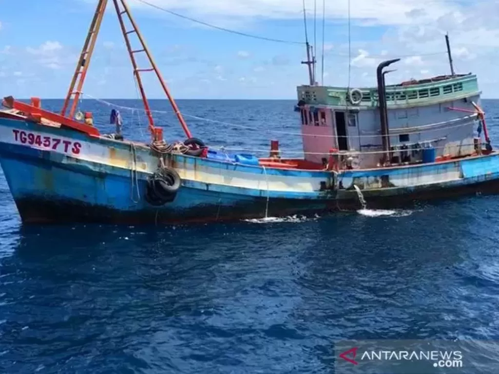 Ilustrasi. Kapal ikan asing yang ditangkap KKP di Laut Natuna Utara. (photo/ANTARA/HO-KKP/ilustrasi)