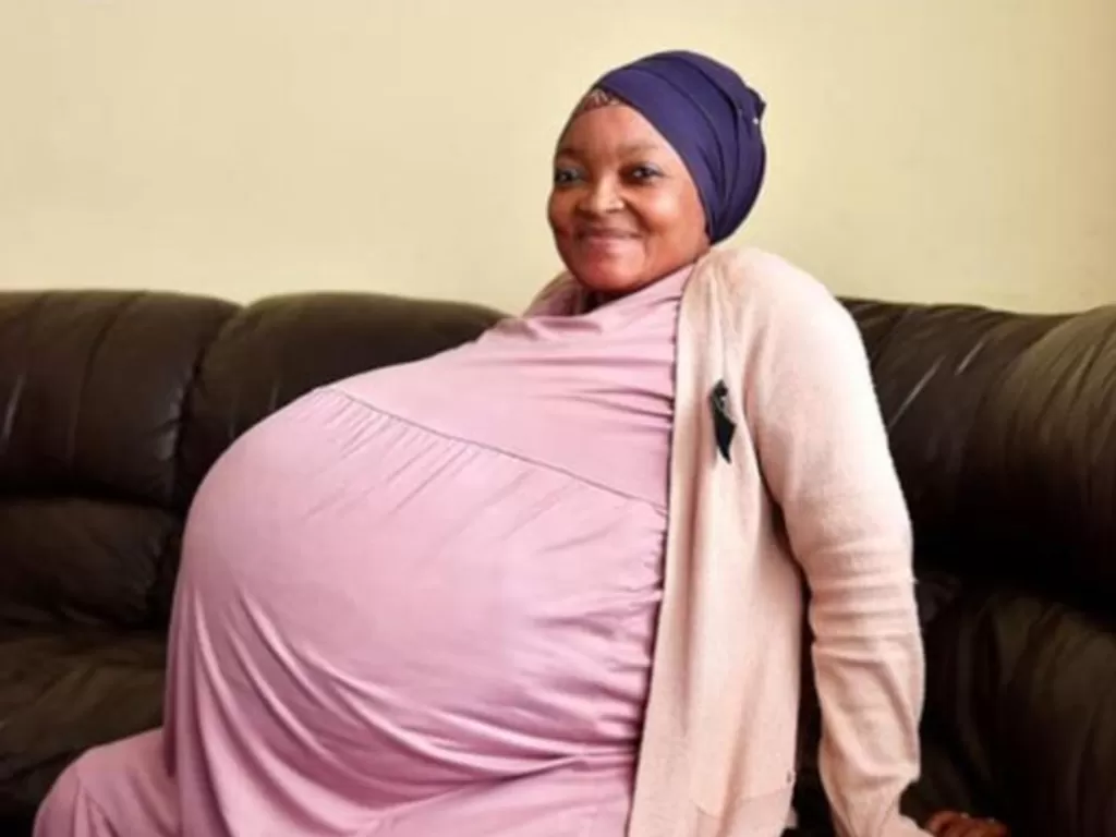 Wanita yang melahirkan 10 bayi kembar. (Newsflash)