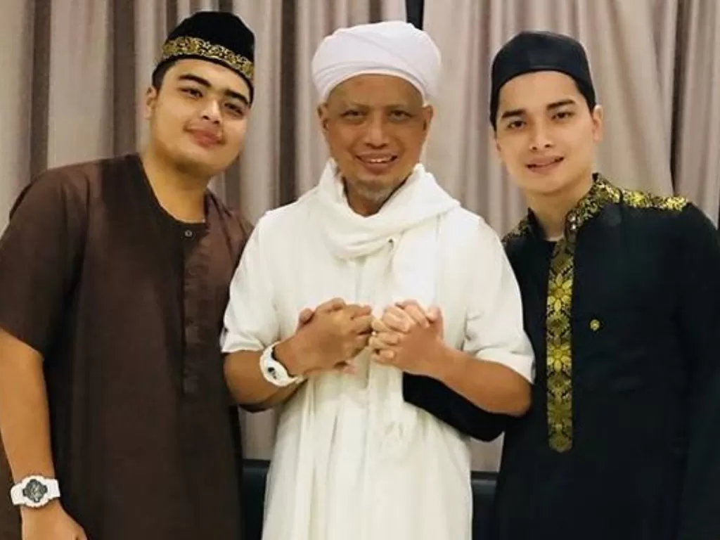 Alvin Faiz, Ameer Azzikra dan Ustaz Arifin Ilham. (Instagram/@alvin_411)