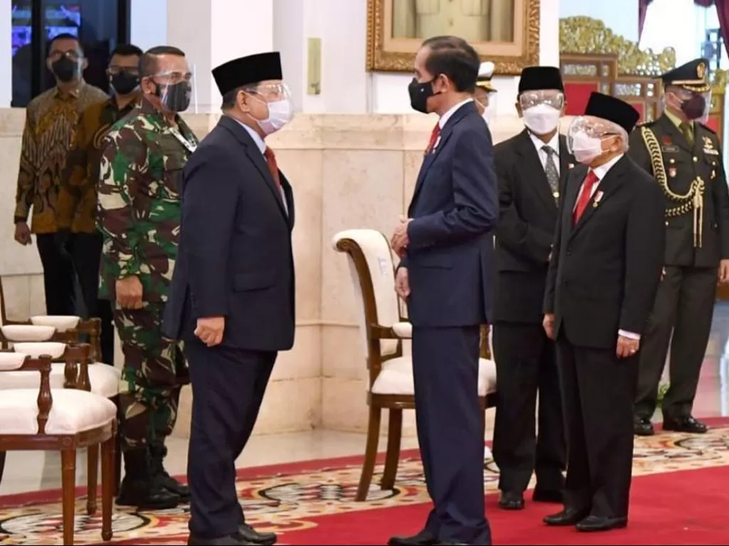 Menteri Pertahanan RI, Prabowo Subianto dan Presiden RI, Joko Widodo. (photo/Instagram/@prabowo)