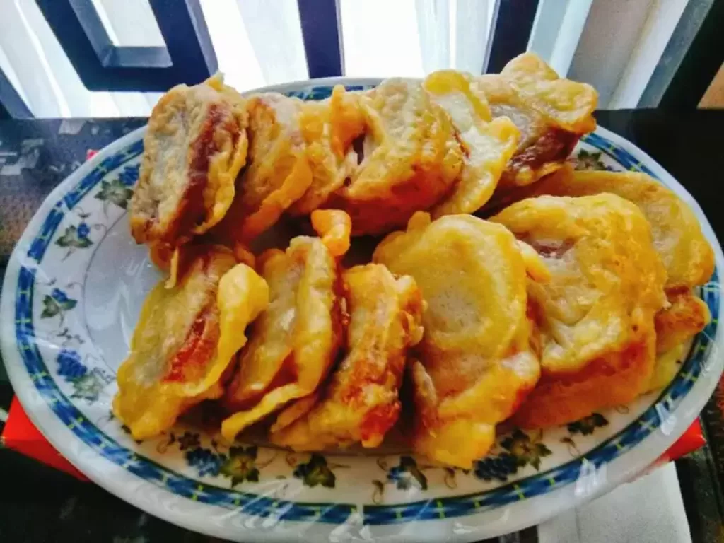 Kue Keranjang Goreng Tepung (Cookpad/maria crishtabella)