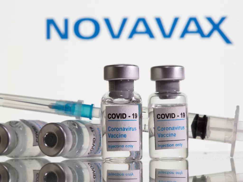 Suntikan vaksin COVID-19 buatan Novavax. (photo/REUTERS/Dado Ruvic)