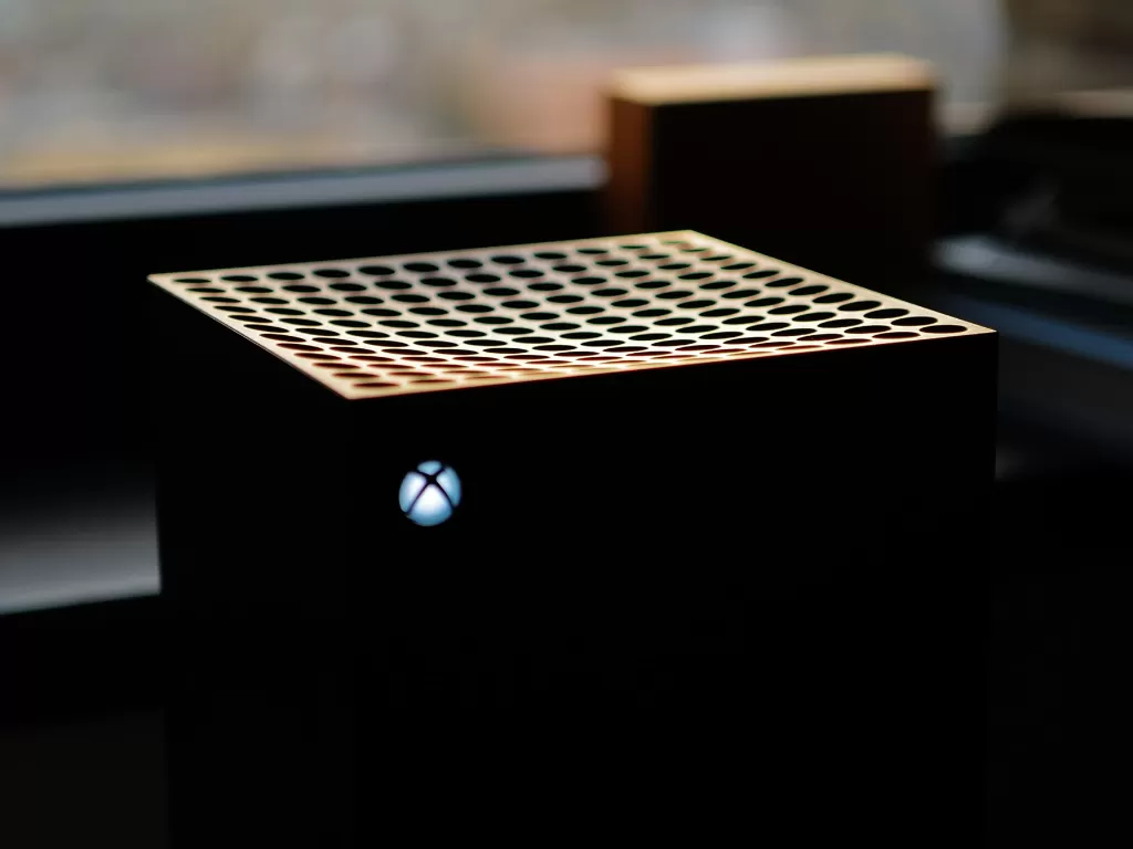 Tampilan console Xbox Series X besutan Microsoft (photo/Unsplash/Dmitry Novikov)