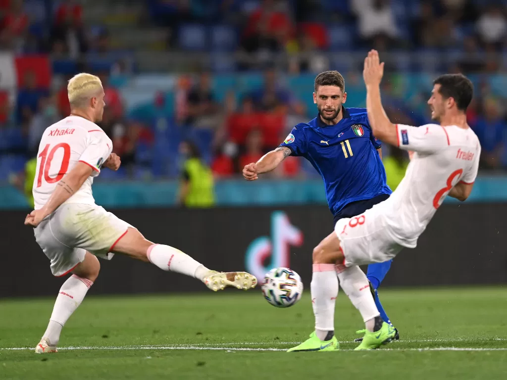 Domenico Berardi saat bela Italia di Euro 2020 (Pool via REUTERS/Mike Hewitt)