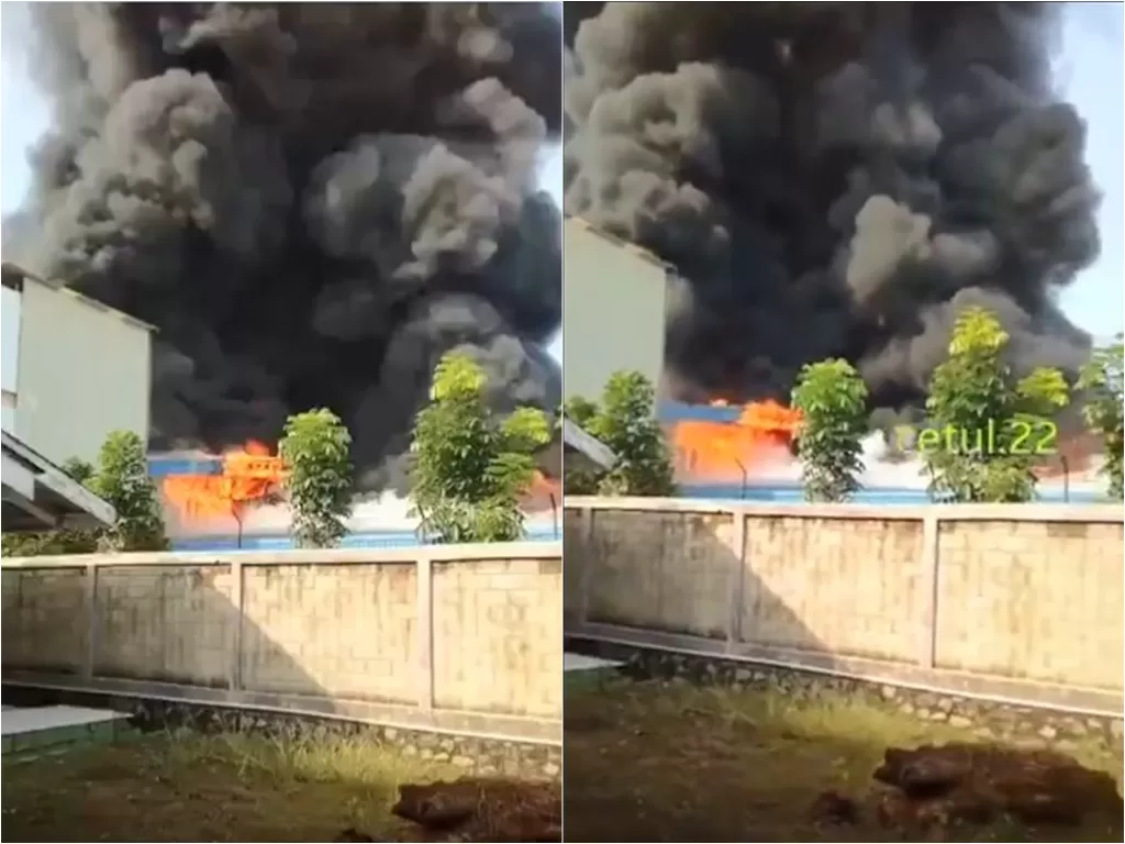 Kebakaran pabrik olahan daging di Purwakarta Jabar (Instagram/cetul.22)