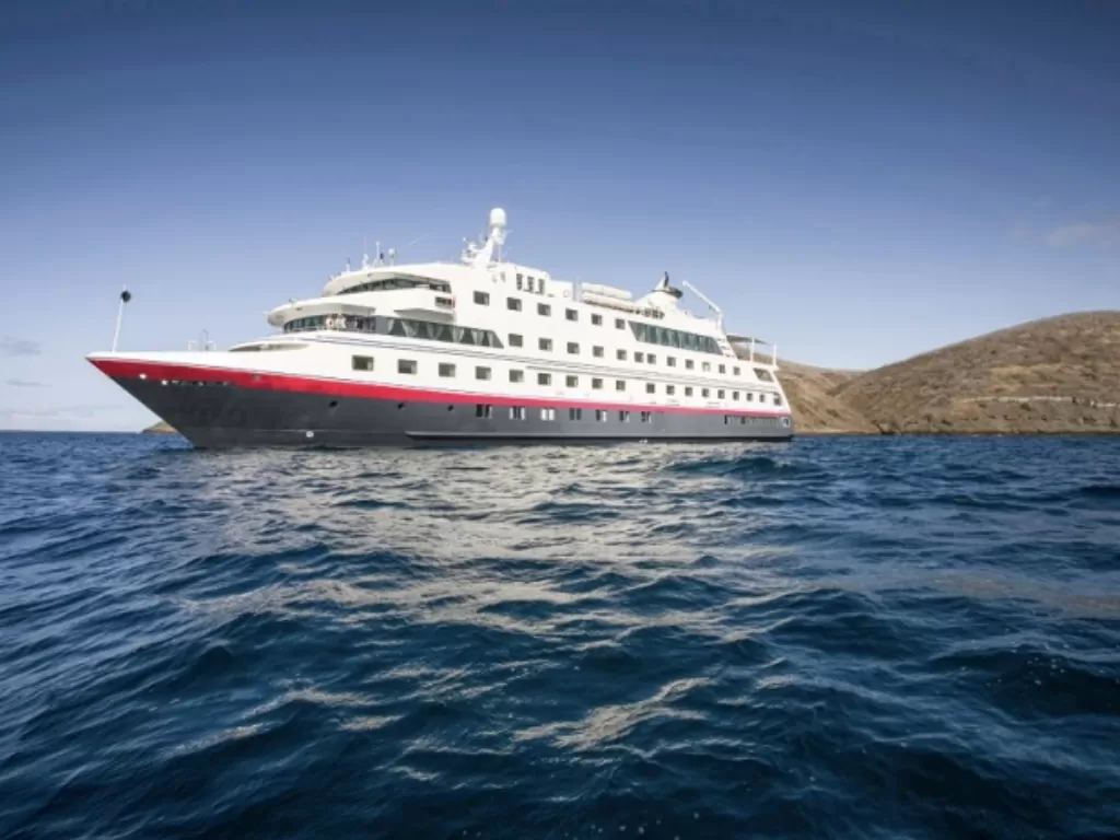 Kapal ekspedisi Hurtigruten. (photo/Dok. Breaking Travel News)