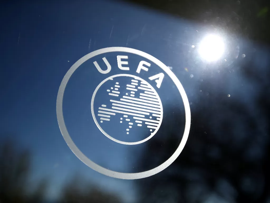 UEFA hapus gol tandang. (photo/REUTERS/Denis Balibouse)
